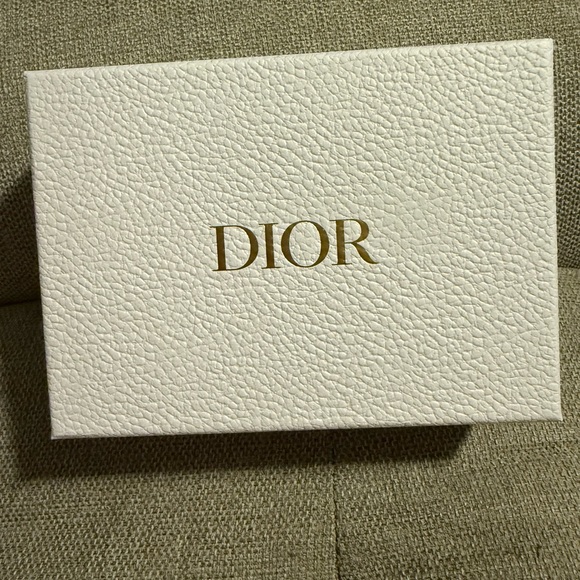 Dior Exclusive Jewelry Case - Picture 4 of 4